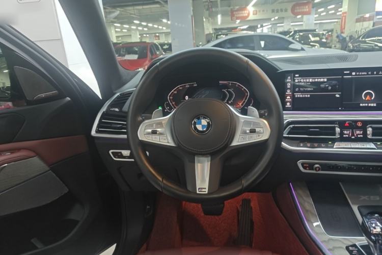 Used BMW X5 2022 xDrive 40Li M Sport Package Steering Wheel