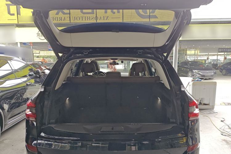 Used BMW X5 2022 xDrive30i M Sport Package Trunk
