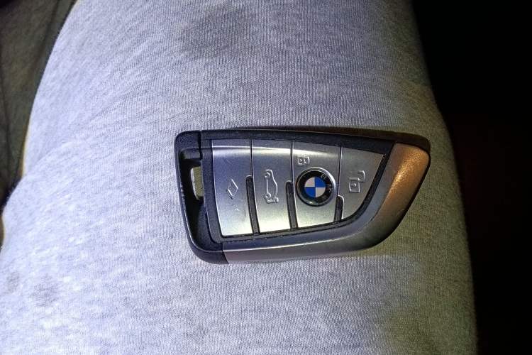 Used BMW X5 2022 xDrive 30Li M Sport Package Vehicle Key