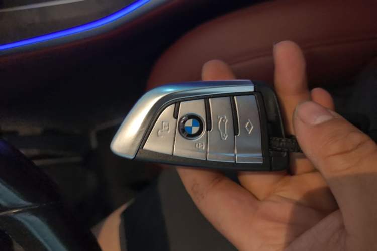 Used BMW X5 2022 Restyled xDrive 30Li Luxury Version M Sport Package Vehicle Key