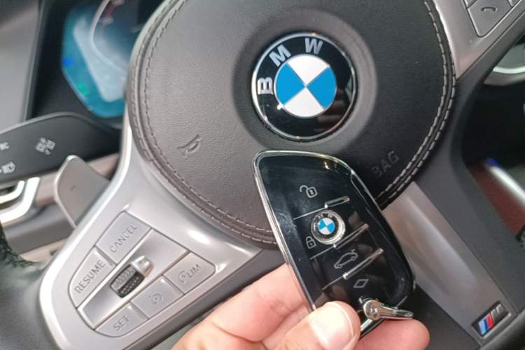 Used BMW X5 2022 Restyled xDrive 40Li M Sport Package Vehicle Key