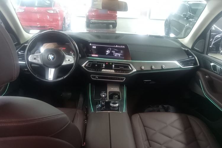 Used BMW X5 2022 Restyled xDrive 30Li Luxury Version M Sport Package Center Console
