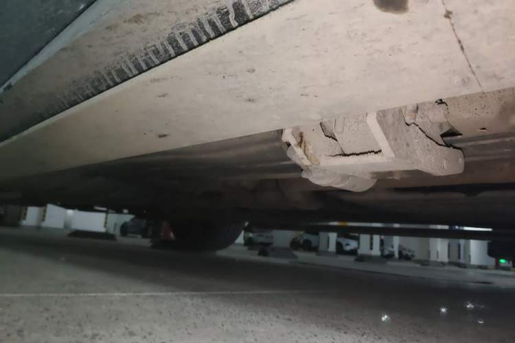Used BMW X5 2022 xDrive 30Li Luxury M Sport Package Chassis Front Right