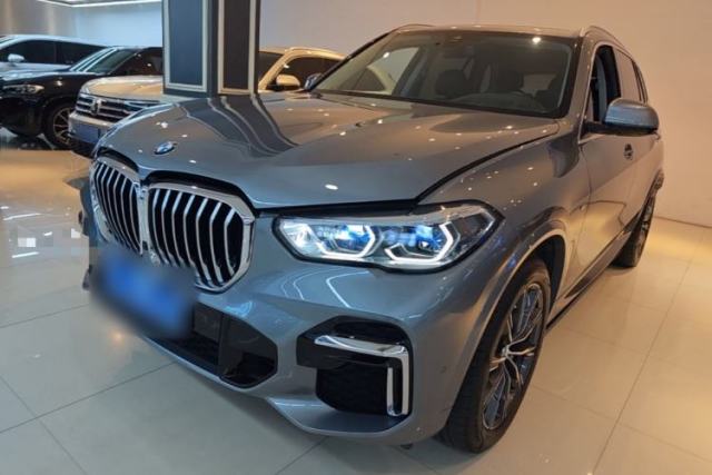 BMW X5 2022 Restyled xDrive 30Li Luxury Version M Sport Package с пробегом
