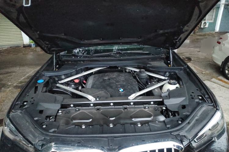 Used BMW X5 2022 Restyled xDrive 30Li Luxury Version M Sport Package Engine Bay