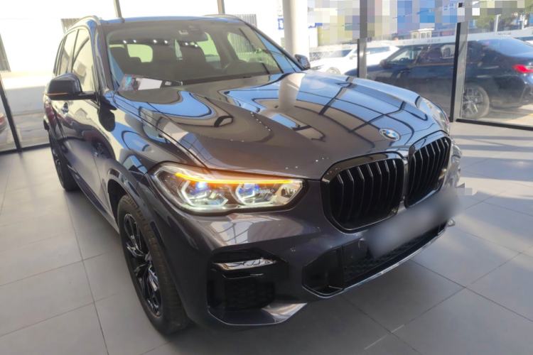 Used BMW X5 2022 xDrive40i M Sport Package Exterior 2