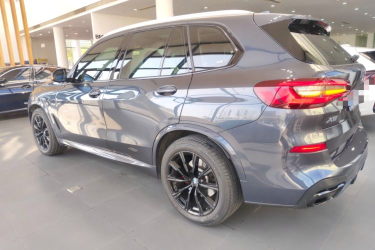 Used BMW X5 2022 xDrive40i M Sport Package Exterior 3