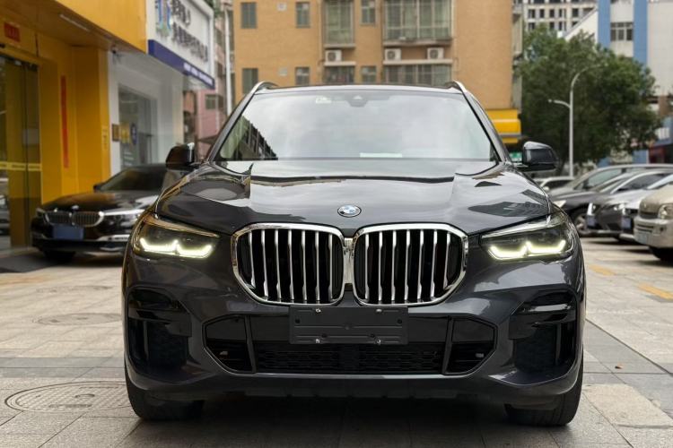 Used BMW X5 2022 xDrive30i M Sport Package Exterior 4