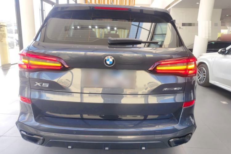 Used BMW X5 2022 xDrive40i M Sport Package Exterior 4