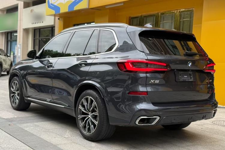 Used BMW X5 2022 xDrive30i M Sport Package Exterior 8