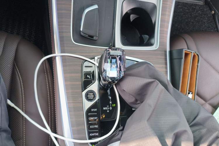 Used BMW X5 2022 Restyled xDrive 40Li Luxury Edition M Sport Package Gear Lever