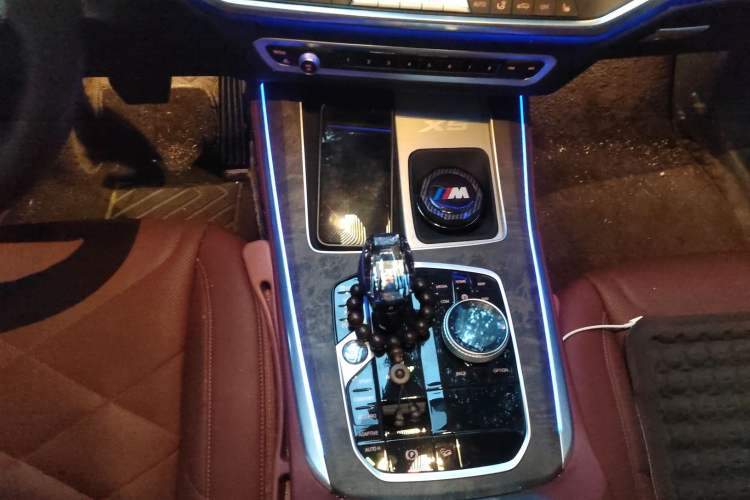 Used BMW X5 2022 Restyled xDrive 30Li Luxury Version M Sport Package Gear Lever