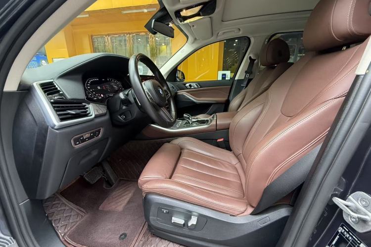 Used BMW X5 2022 xDrive30i M Sport Package Interior 2