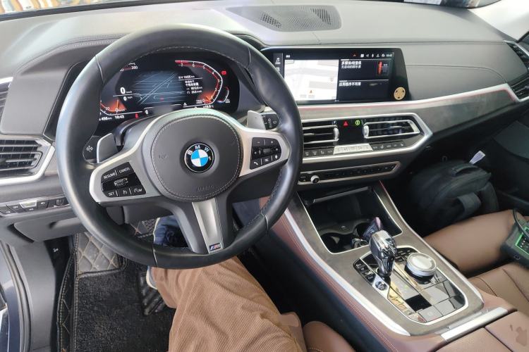 Used BMW X5 2022 xDrive40i M Sport Package Interior 2