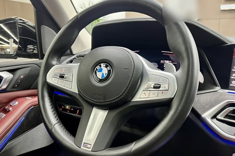Used BMW X5 2022 Restyled xDrive 30Li Luxury Version M Sport Package Interior 5