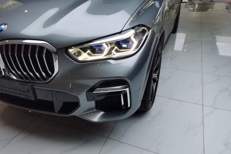 Used BMW X5 2022 Restyled xDrive 30Li Luxury Version M Sport Package Left Front Headlight