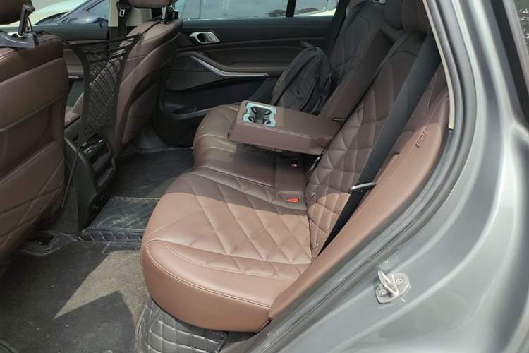 Used BMW X5 2022 Restyled xDrive 30Li M Sport Package Left Rear Seat