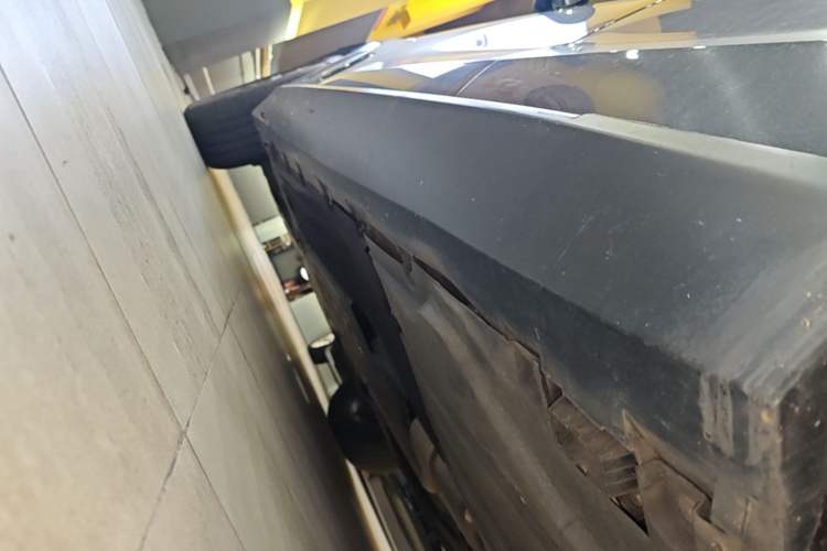 Used BMW X5 2022 xDrive30i M Sport Package Left Side Sill
