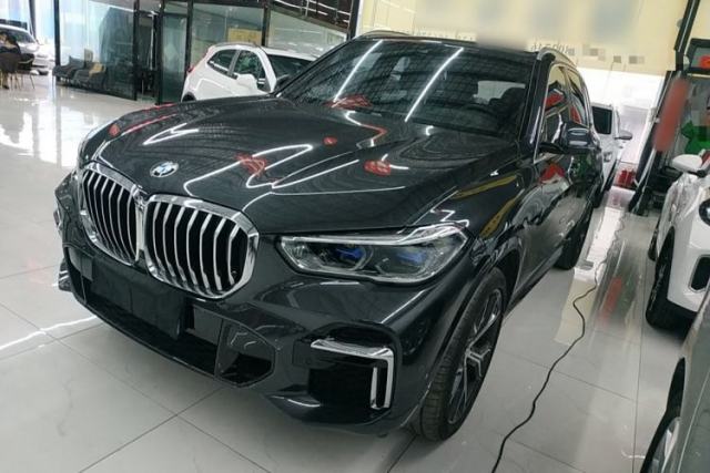 Used BMW X5 2022 xDrive 40Li M Sport Package