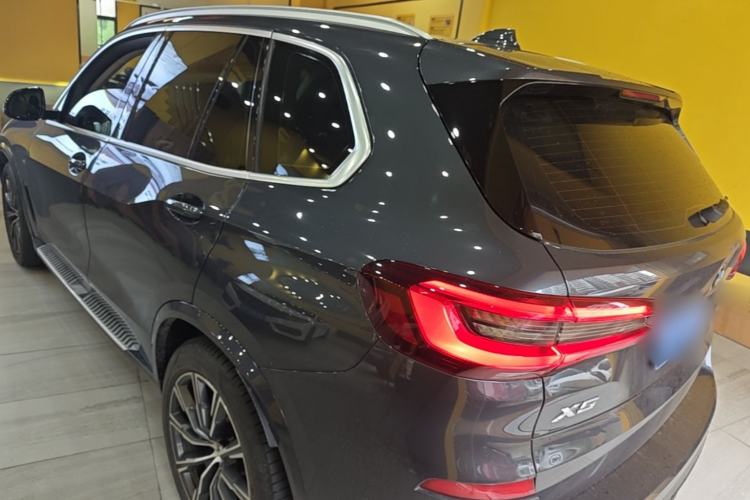 Used BMW X5 2022 xDrive30i M Sport Package Rear Left 45 Deg