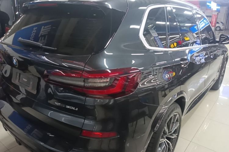 Used BMW X5 2022 Restyled xDrive 30Li Luxury Version M Sport Package Rear Right 45 Deg
