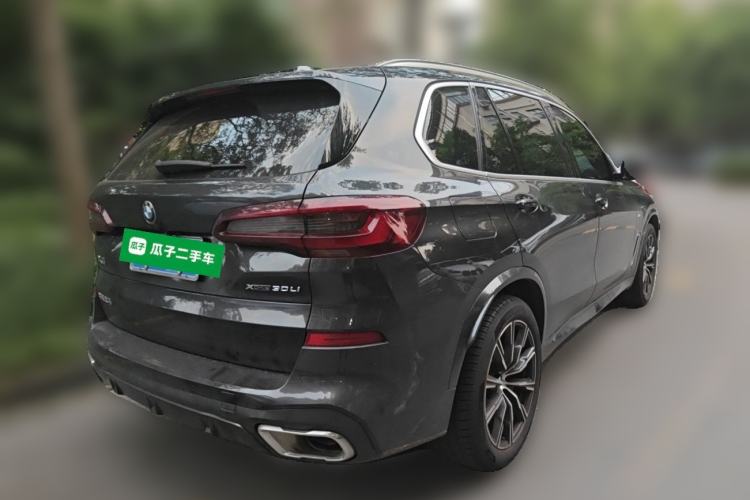 Used BMW X5 2022 xDrive 30Li M Sport Package Rear Right 45 Deg