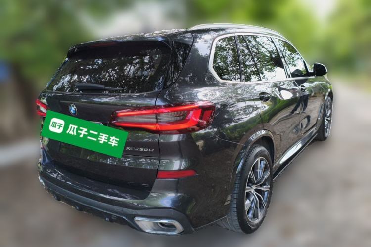 Used BMW X5 2022 Restyled xDrive 30Li Luxury Version M Sport Package Rear Right 45 Deg