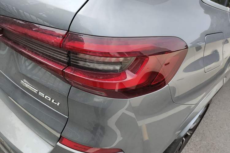 Used BMW X5 2022 Restyled xDrive 30Li M Sport Package Right Rear Taillight