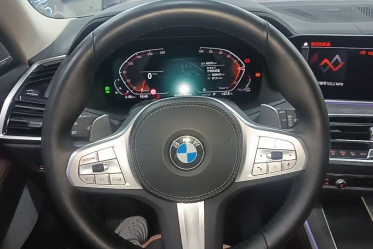 Used BMW X5 2022 Restyled xDrive 30Li Luxury Version M Sport Package Steering Wheel