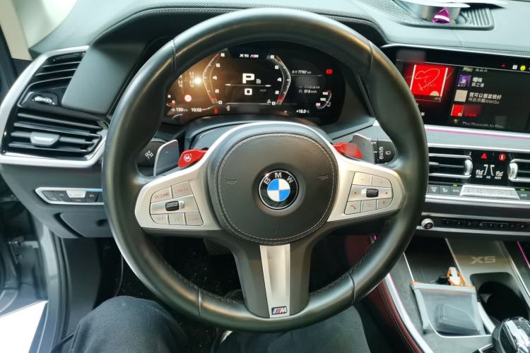 Used BMW X5 2022 Restyled xDrive 30Li Luxury Version M Sport Package Steering Wheel
