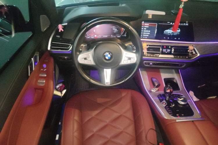 Used BMW X5 2022 Restyled xDrive 40Li M Sport Package Steering Wheel