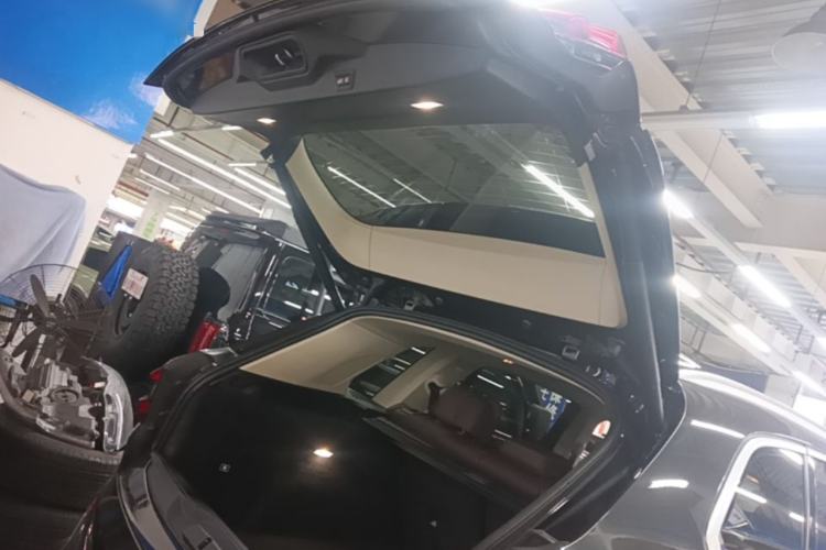 Used BMW X5 2022 Restyled xDrive 30Li Luxury Version M Sport Package Trunk