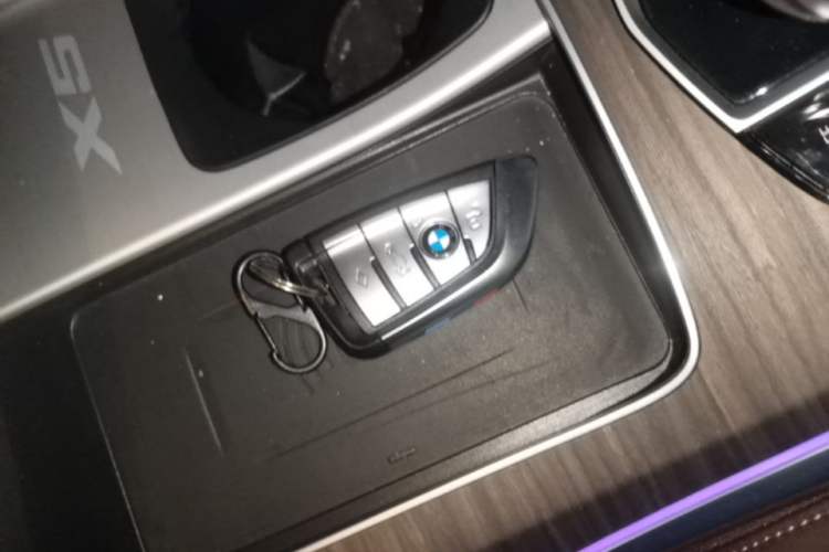 Used BMW X5 2022 Restyled xDrive 40Li M Sport Package Vehicle Key