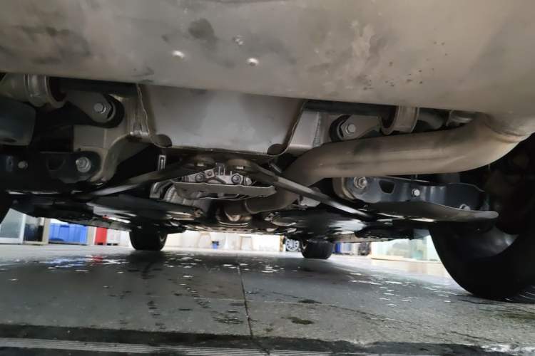 Used BMW X5 2022 xDrive 30Li Luxury M Sport Package Chassis Rear