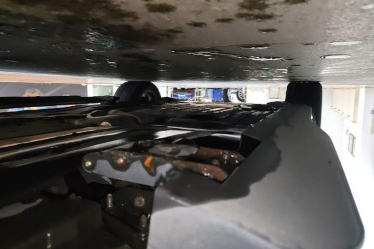 Used BMW X5 2022 xDrive 30Li Luxury M Sport Package Chassis Rear Left
