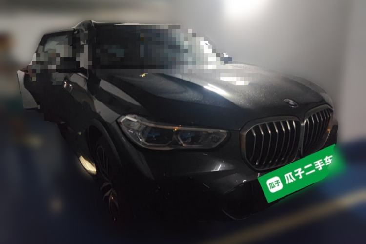 Used BMW X5 2022 xDrive 40Li Luxury Edition M Sport Package Front Right 45 Deg
