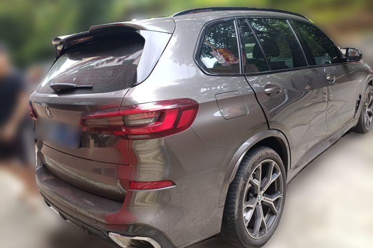 Used BMW X5 2022 Restyled xDrive 40Li M Sport Package Rear Right 45 Deg