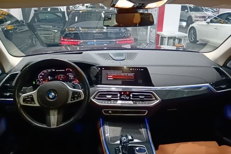 Used BMW X5 2022 xDrive30i M Sport Package Center Console