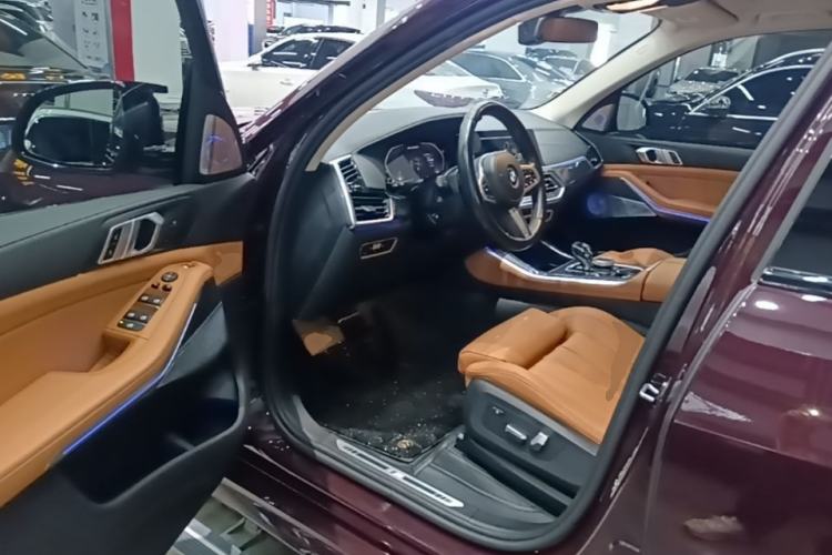 Used BMW X5 2022 xDrive30i M Sport Package Driver Seat