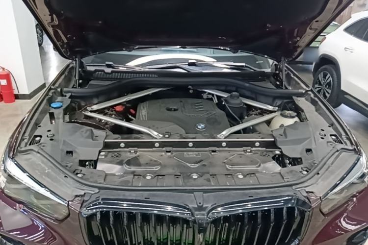 Used BMW X5 2022 xDrive30i M Sport Package Engine Bay