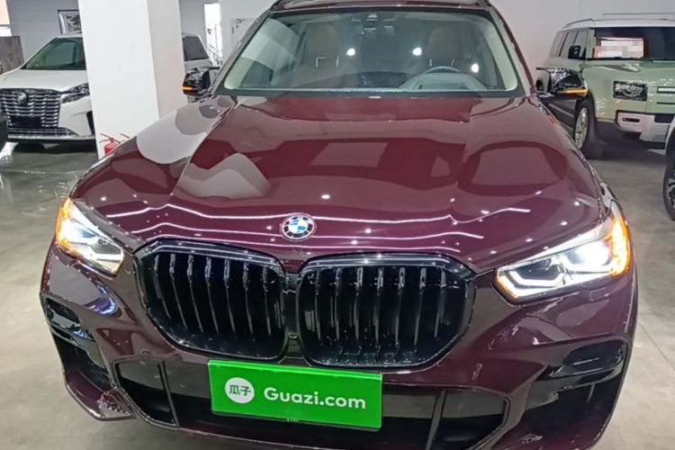 Used BMW X5 2022 xDrive30i M Sport Package Front