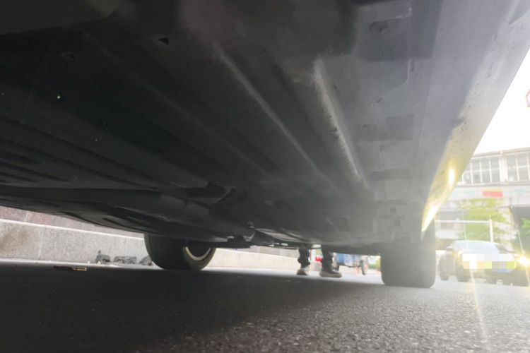 Used BMW X5 2022 xDrive 30Li M Sport Package Chassis Front Left