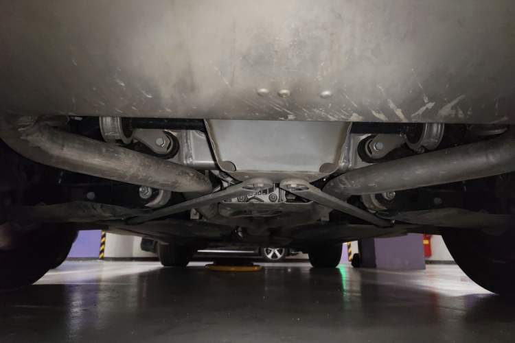 Used BMW X5 2022 Restyled xDrive 40Li M Sport Package Chassis Rear