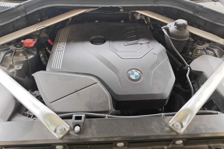 Used BMW X5 2022 Restyled xDrive 30Li Luxury Version M Sport Package Engine Bay