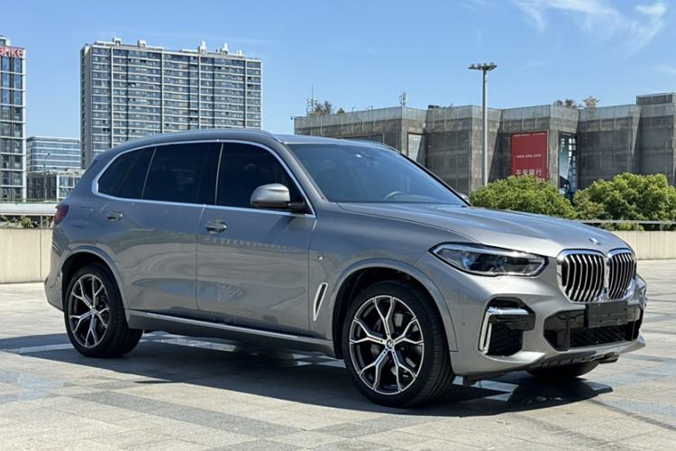 Used BMW X5 2022 Restyled xDrive 40Li M Sport Package Exterior 1