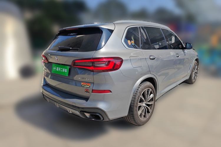 Used BMW X5 2022 Restyled xDrive 30Li Luxury Version M Sport Package Exterior 5
