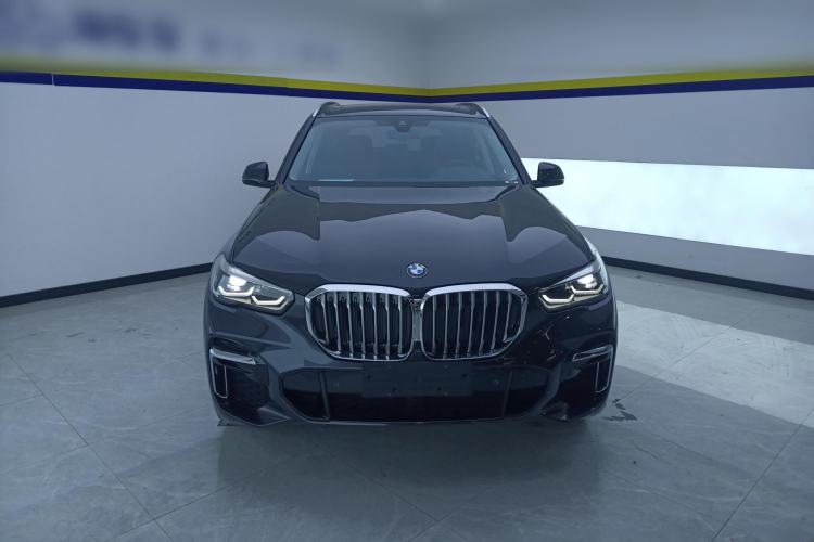 Used BMW X5 2022 Restyled xDrive 30Li M Sport Package Front