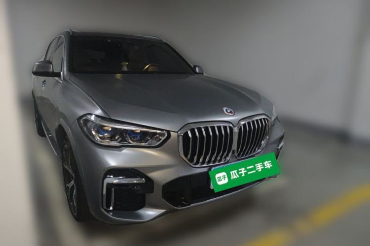 Used BMW X5 2022 Restyled xDrive 40Li M Sport Package Front Right 45 Deg