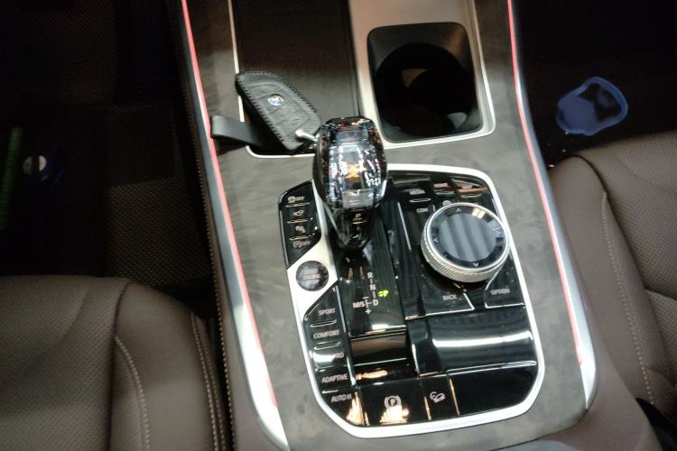 Used BMW X5 2022 Restyled xDrive 30Li Luxury Version M Sport Package Gear Lever