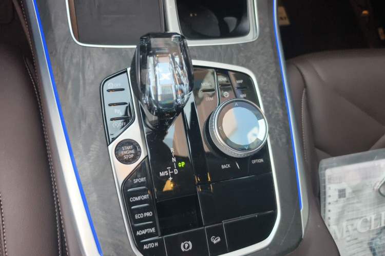 Used BMW X5 2022 xDrive 30Li M Sport Package Gear Lever